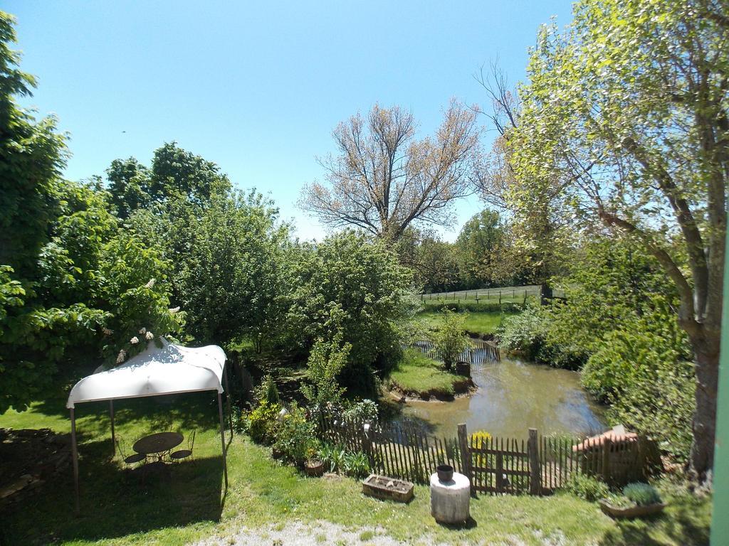 A La Mare Du Vieux Chene Bed & Breakfast Bellegarde-Poussieu Luaran gambar